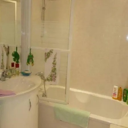 Apartman One Bedroom In Walking Distance From The Beaches And Shopping Of 878
