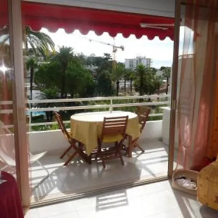 One Bedroom In Walking Distance From The Beaches And Shopping Of 878 * Канны